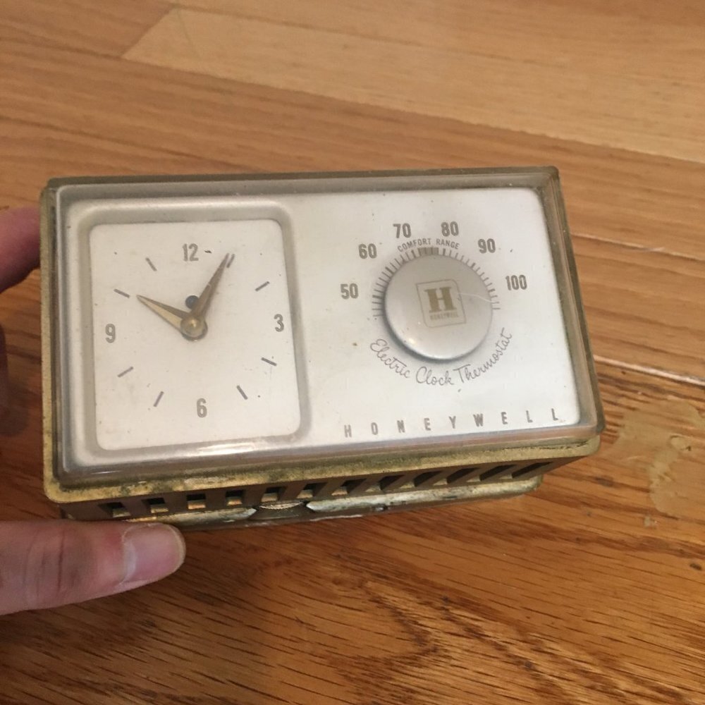 Vintage 1950s Honeywell Electric Clock Thermostat-USA Made-AT75 OR AT82 - Picture 3 of 10